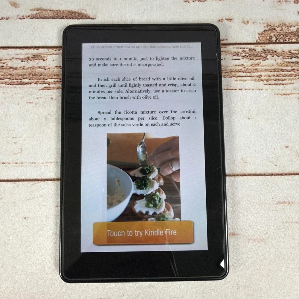 Amazon Kindle Fire D01400 1st Generation 7in 8GB Wi-Fi Color Tablet Tested